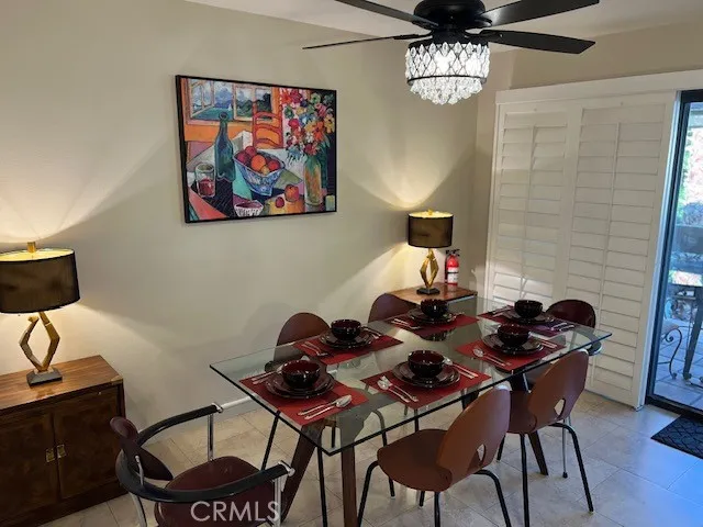 5301 E Waverly Drive 124, Palm Springs, California 92264 home-pic-4